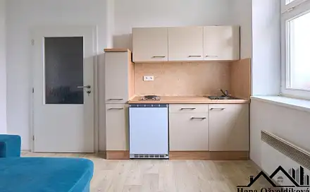 Pronájem bytu 1+kk 20 m², Palackého nám., Jevíčko, okres Svitavy
