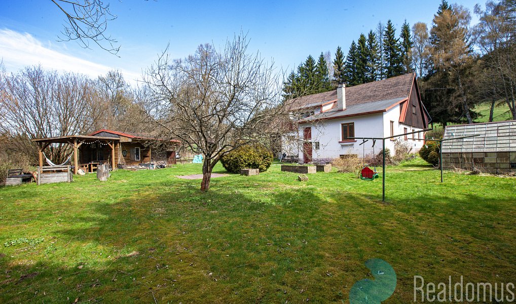 Prodej domu 150 m² s pozemkem 1 993 m², Jívka – náhled fotky 4