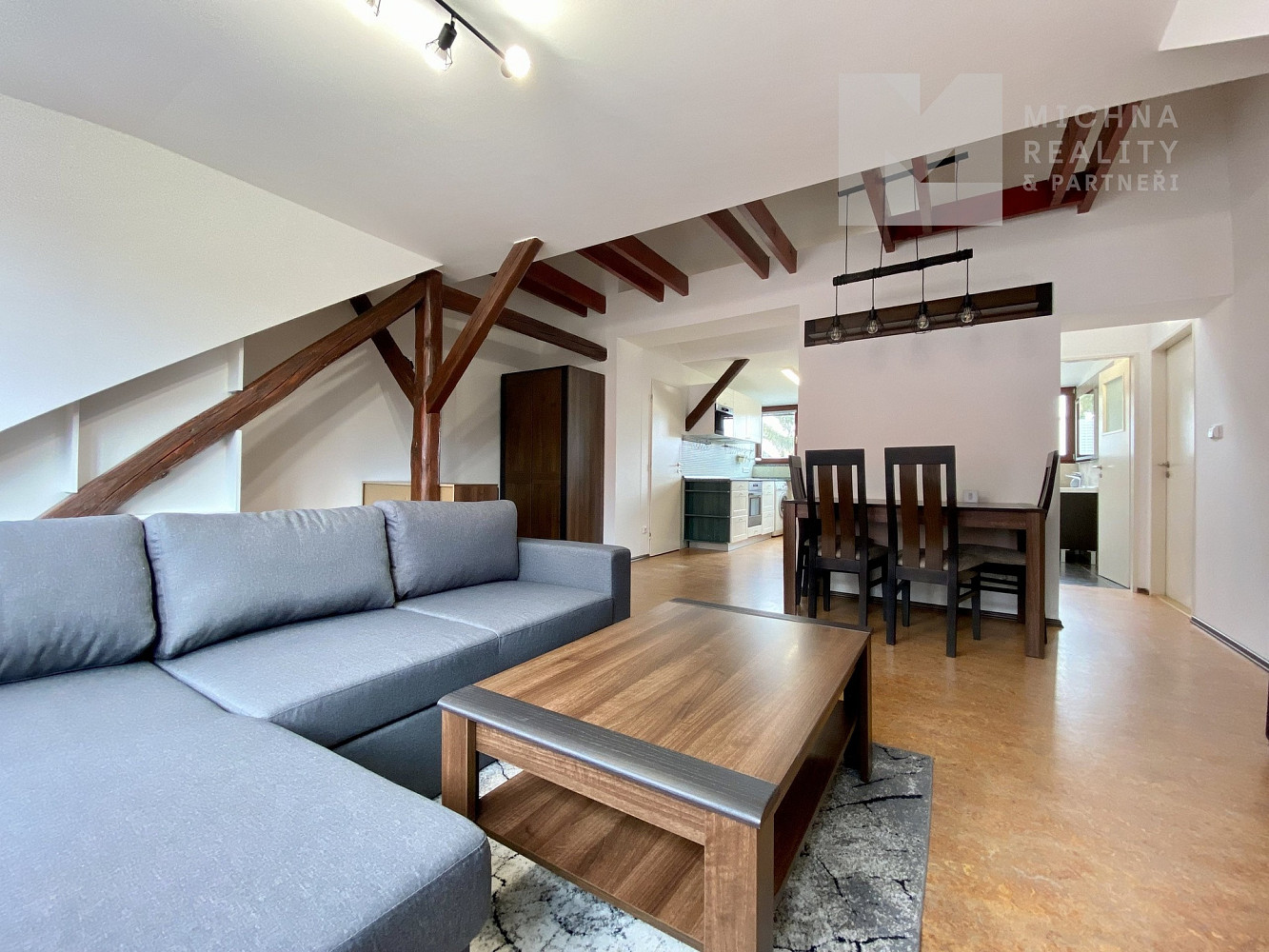 Prodej bytu 2+kk 62 m² – pohled 2