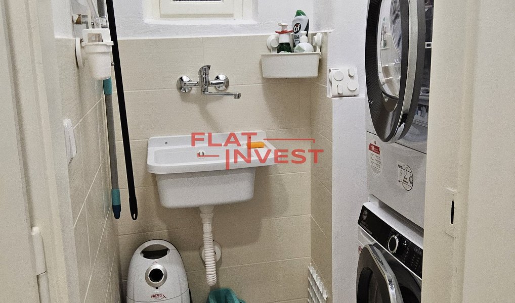 Pronájem bytu 2+kk 60 m², Praha – náhled fotky 12