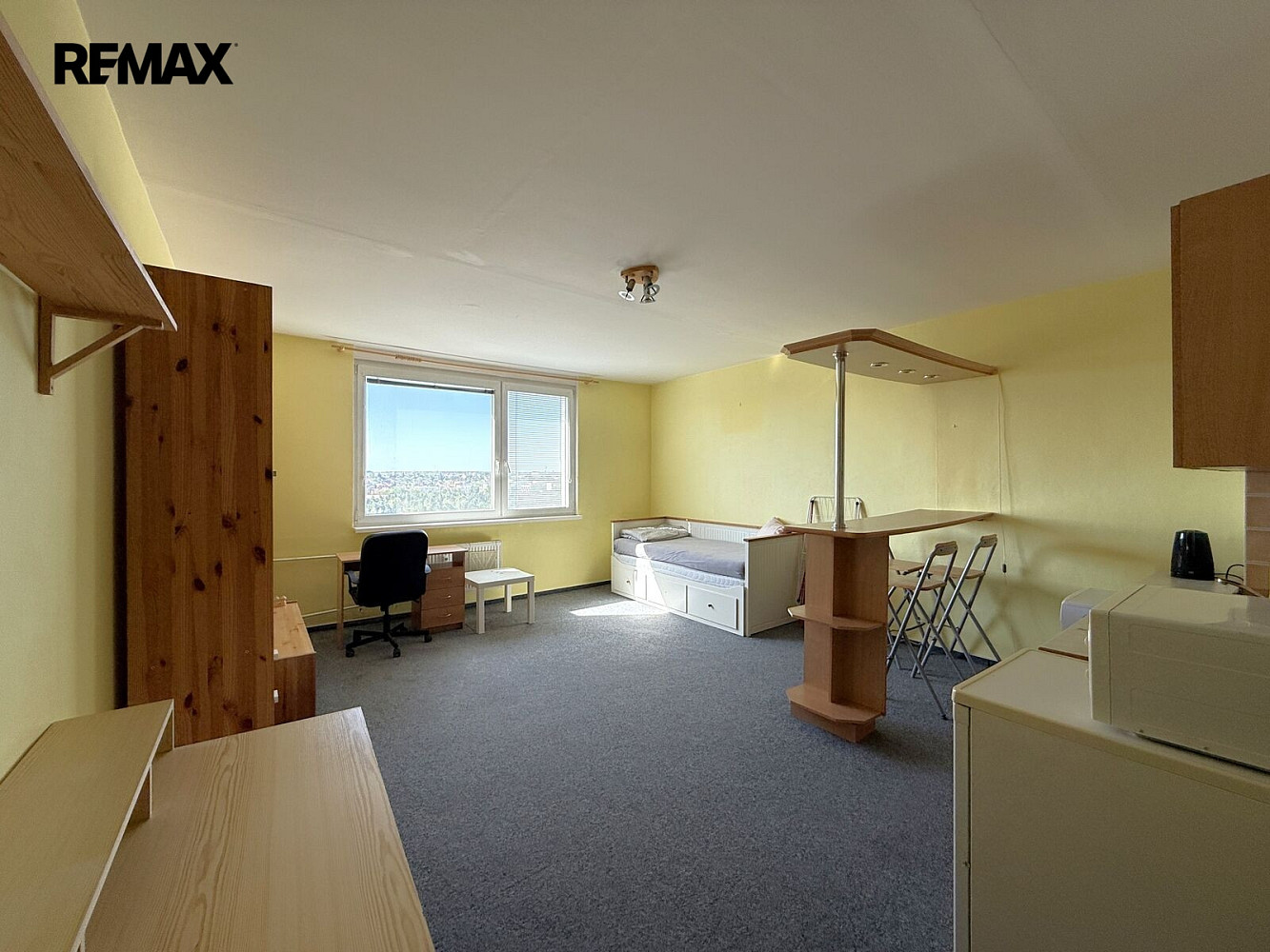 Pronájem bytu 1+kk 35 m² – fotografie 4