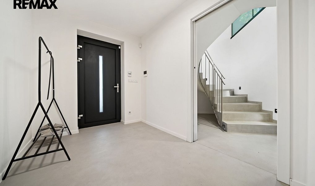 Prodej domu 167 m² s pozemkem 830 m², Šumice – náhled fotky 19