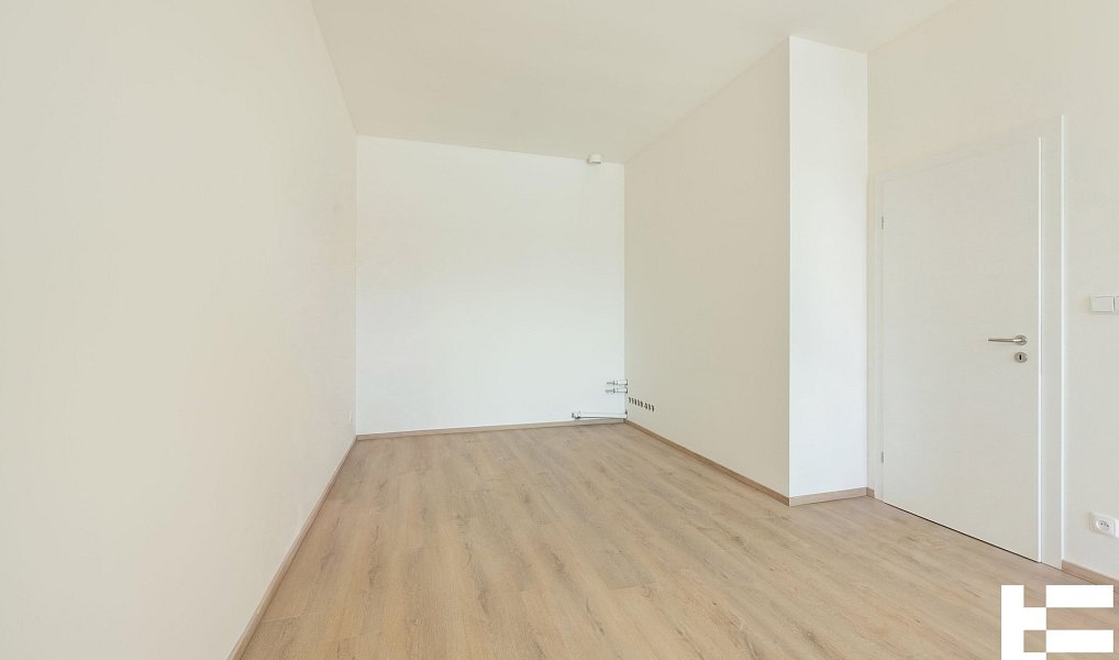 Prodej bytu 2+kk 61 m², Praha – náhled fotky 2