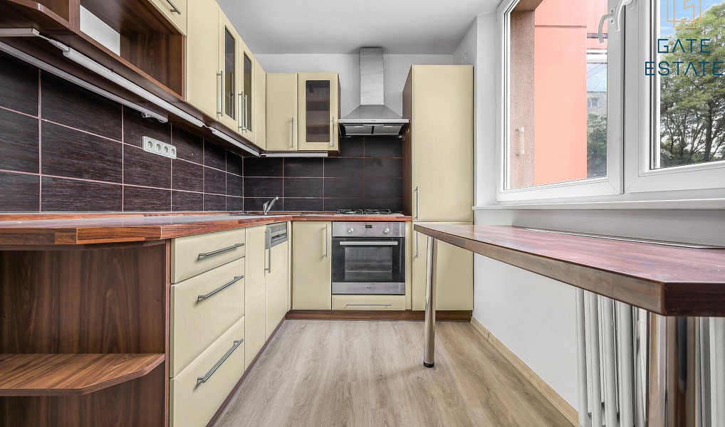Pronájem bytu 3+1 72 m², Holešov – fotka 1 z 13