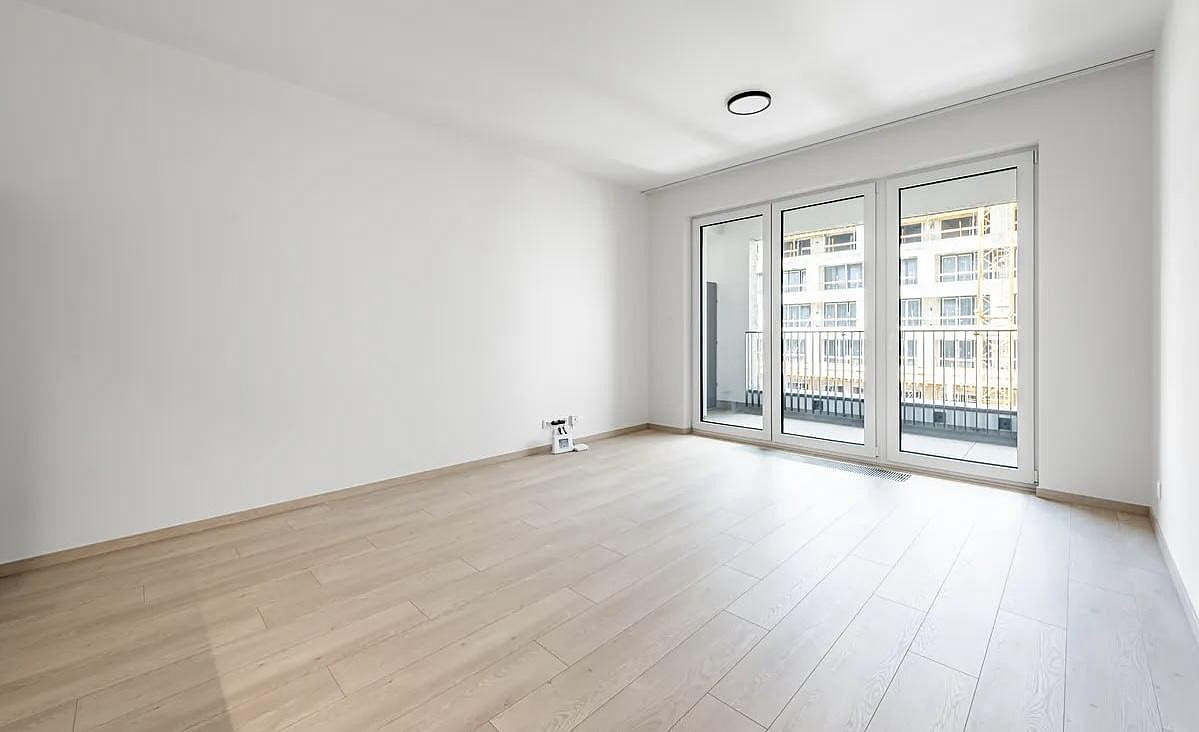 Pronájem bytu 1+kk 35 m² — photo 2