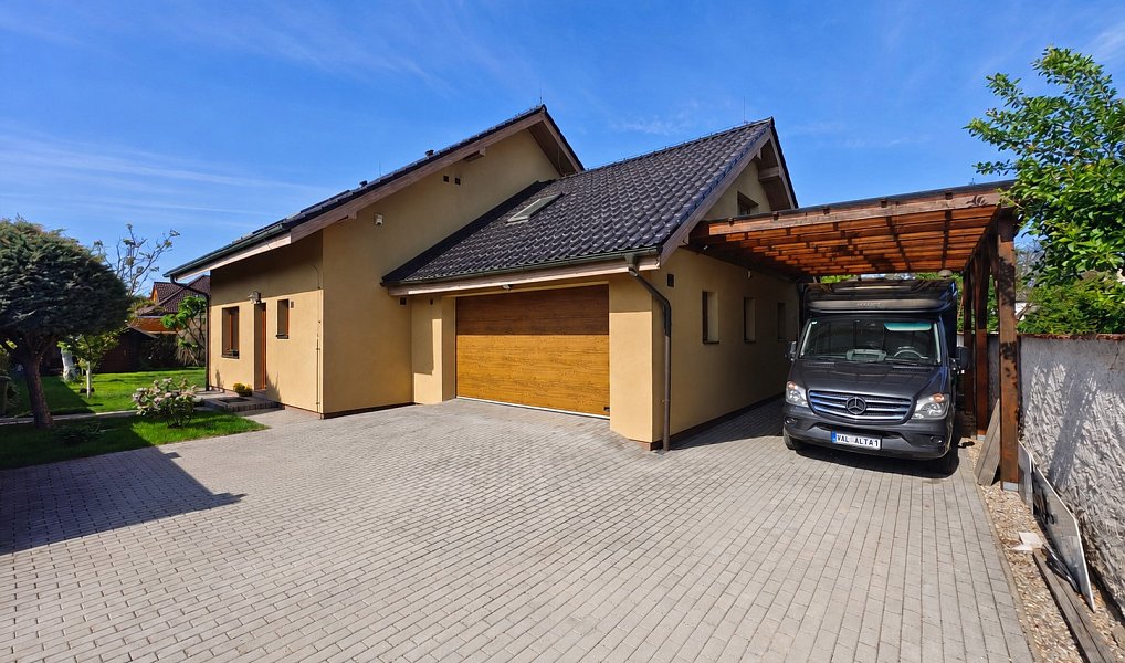 Prodej domu 224 m² s pozemkem 816 m², Nový Vestec – náhled fotky 58