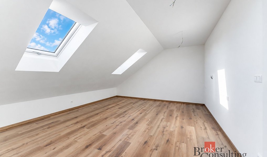 Prodej domu 148 m² s pozemkem 313 m², Ořech – náhled fotky 5