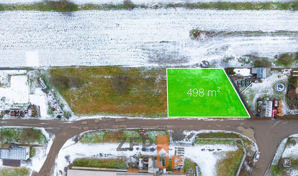 Prodej stavebního pozemku 498 m², Kroměříž – fotka 1 z 8