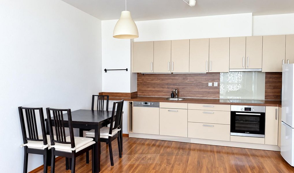 Pronájem bytu 2+kk 58 m², České Budějovice – náhled fotky 4