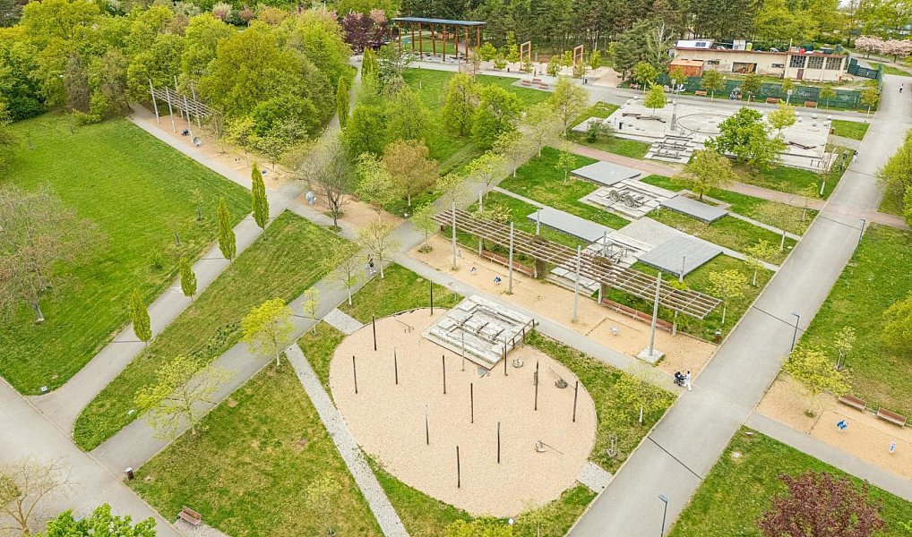 Prodej stavebního pozemku 336 m², Praha – náhled fotky 6