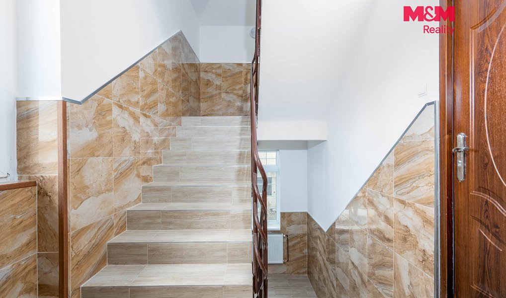 Prodej nájemního domu, činžáku 870 m², Kladno – náhled fotky 24