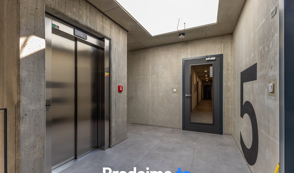 Prodej bytu 4+kk 112 m², Znojmo – náhled fotky 29