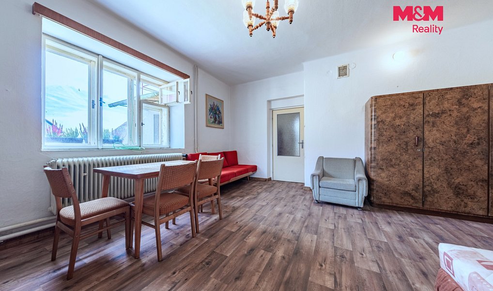 Prodej domu 236 m² s pozemkem 3 986 m², Březnice – náhled fotky 8