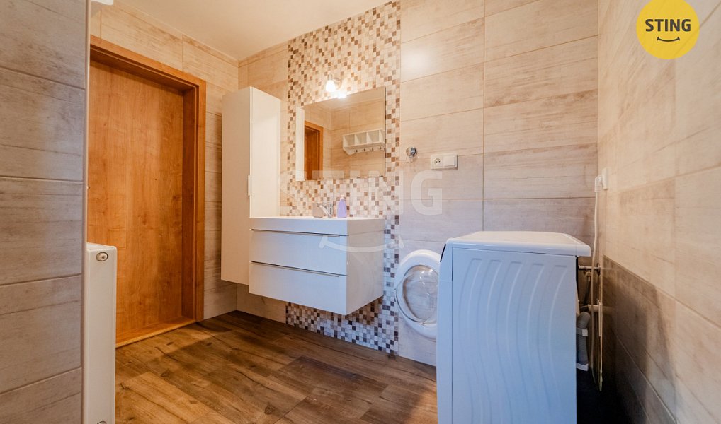 Prodej domu 249 m² s pozemkem 1 245 m², Holčovice – náhled fotky 7