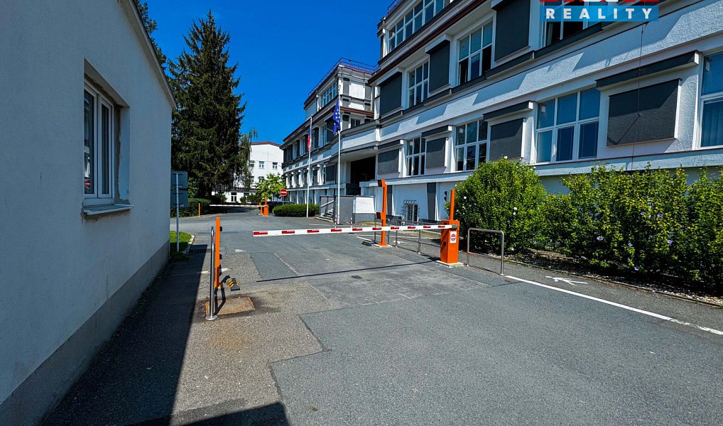 Pronájem kanceláře 311 m², Praha – náhled fotky 12