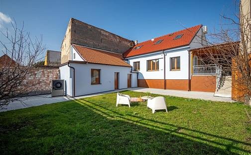 Prodej domu 138 m² s pozemkem 350 m², Mikulov, okres Břeclav