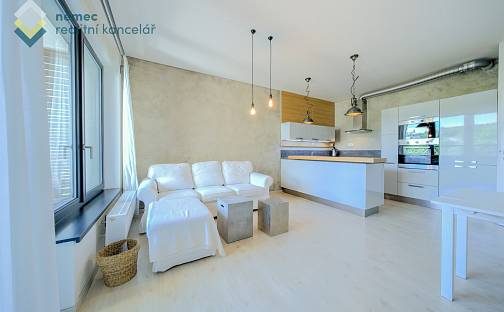 Pronájem bytu 2+kk 59 m², V mezihoří, Praha 8 - Libeň