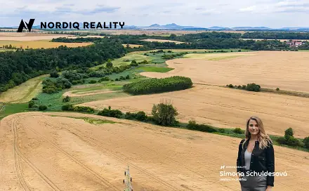 Prodej pole 7 506 m², Staňkovice - Tvršice, okres Louny