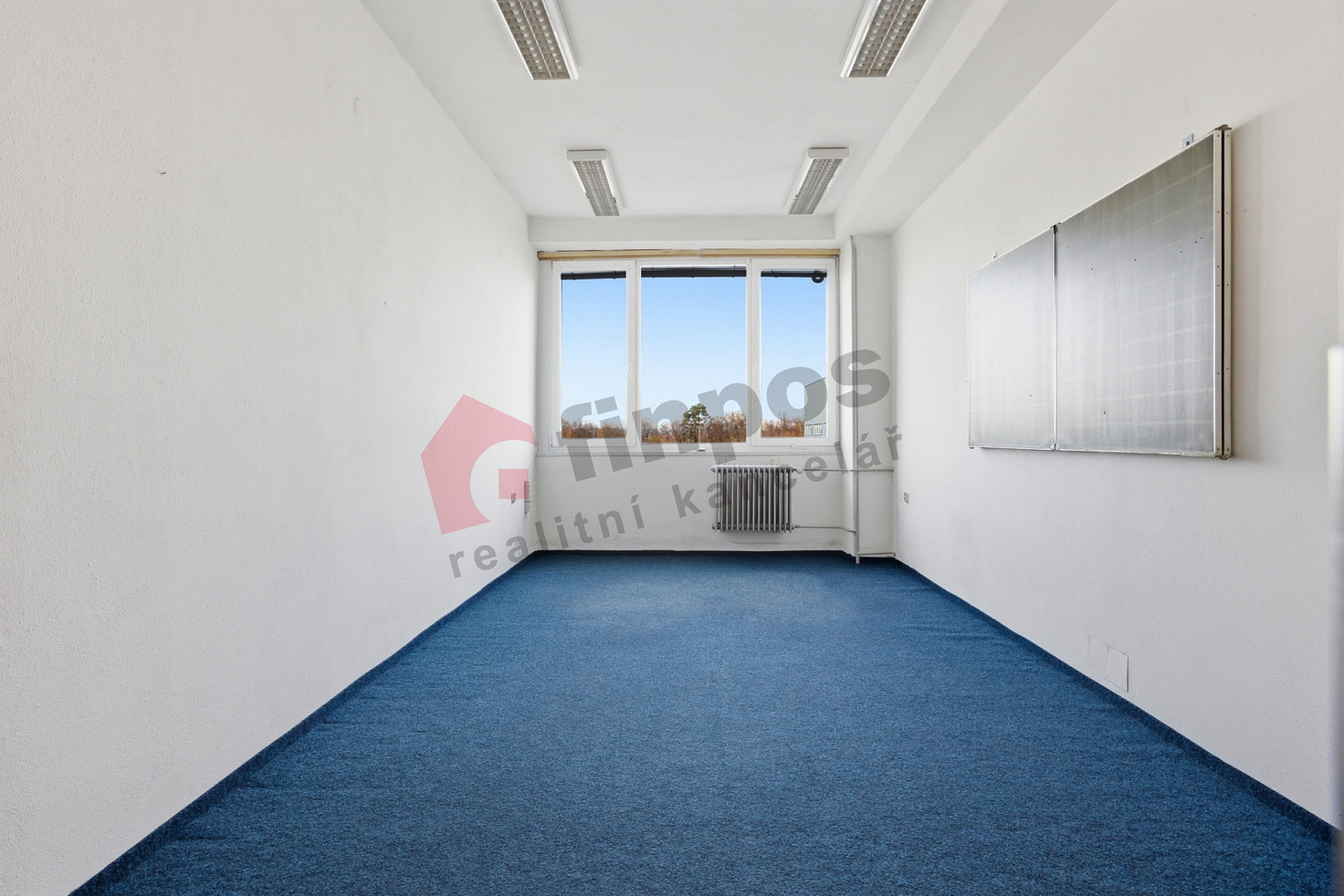 Pronájem kanceláře 483 m² – fotografie 3