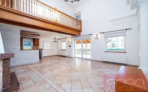 Pronájem domu 250 m² s pozemkem 830 m², Draženovská, Praha 5 - Řeporyje