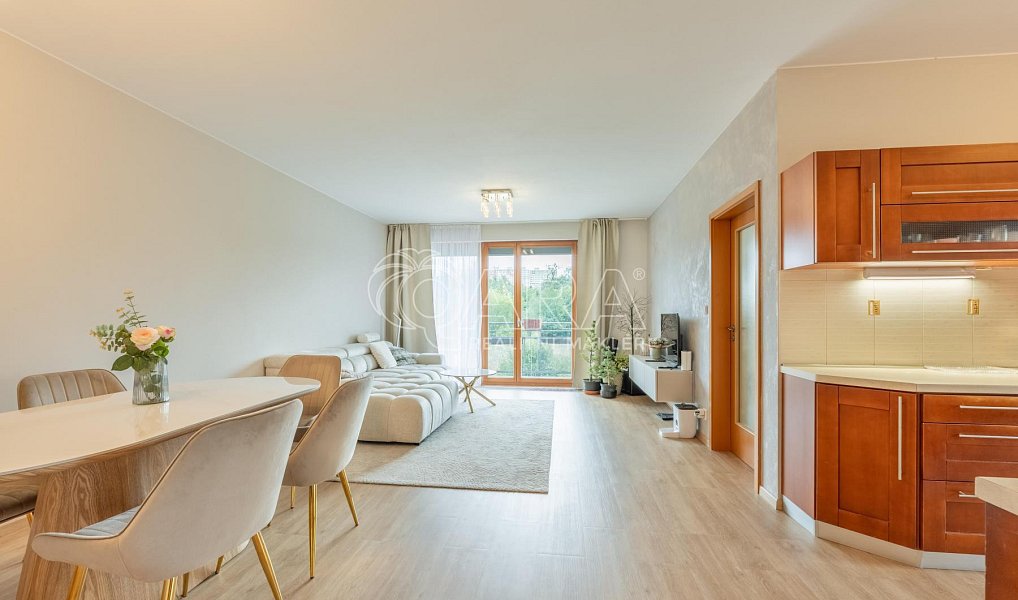 Prodej bytu 4+kk 101 m², Praha – náhled fotky 2