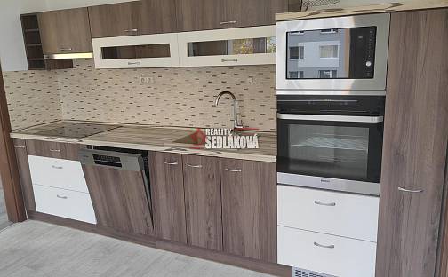 Pronájem bytu 3+1 82 m², Kosmonautů, Děčín - Děčín XXVII-Březiny