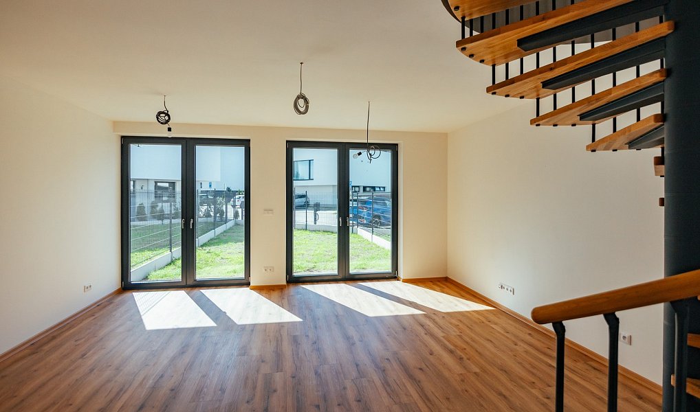 Prodej domu 97 m² s pozemkem 114 m², Hradec Králové – náhled fotky 34