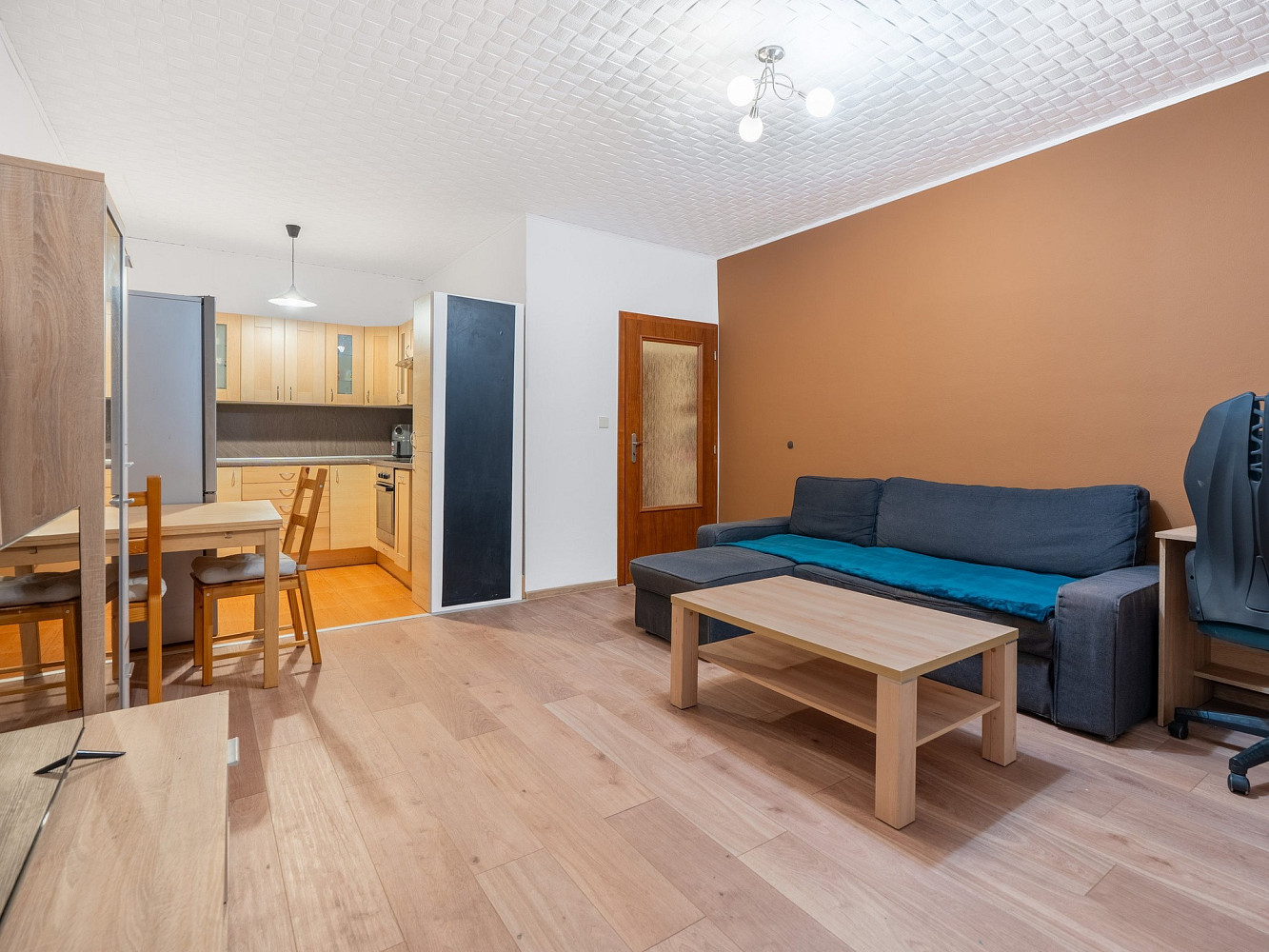 Pronájem bytu 2+kk 50 m² – fotografie 2