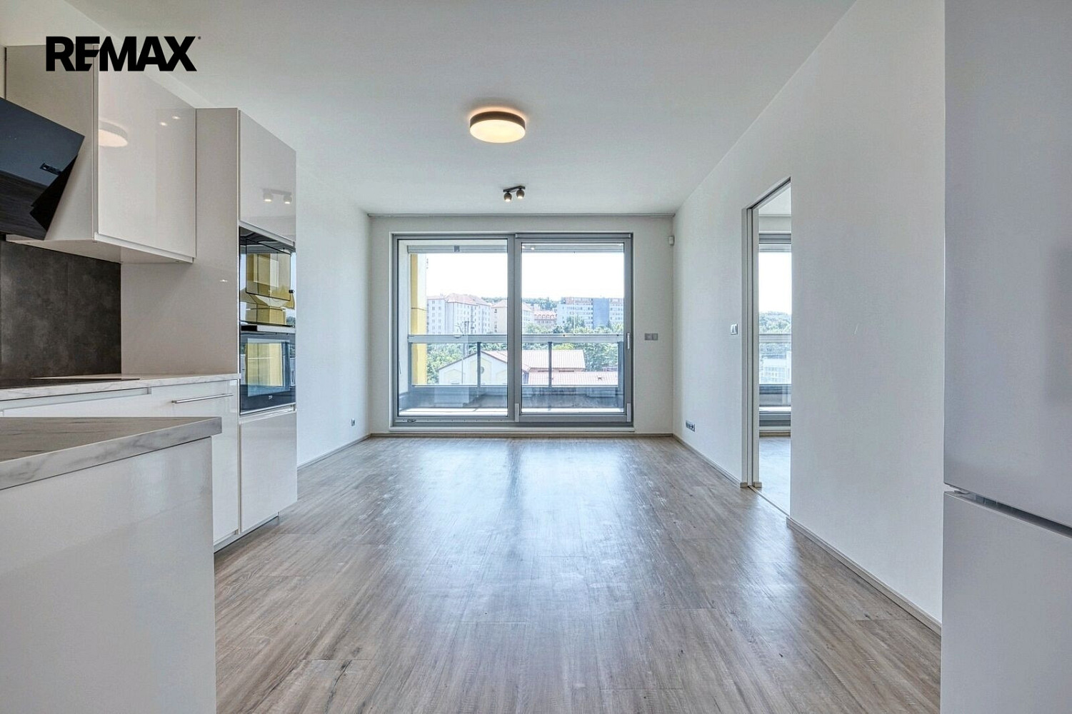 Pronájem bytu 2+kk 56 m² — photo 4