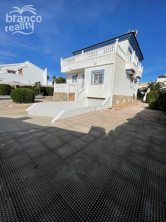 Prodej domu 202 m² s pozemkem 876 m² - Vista 6