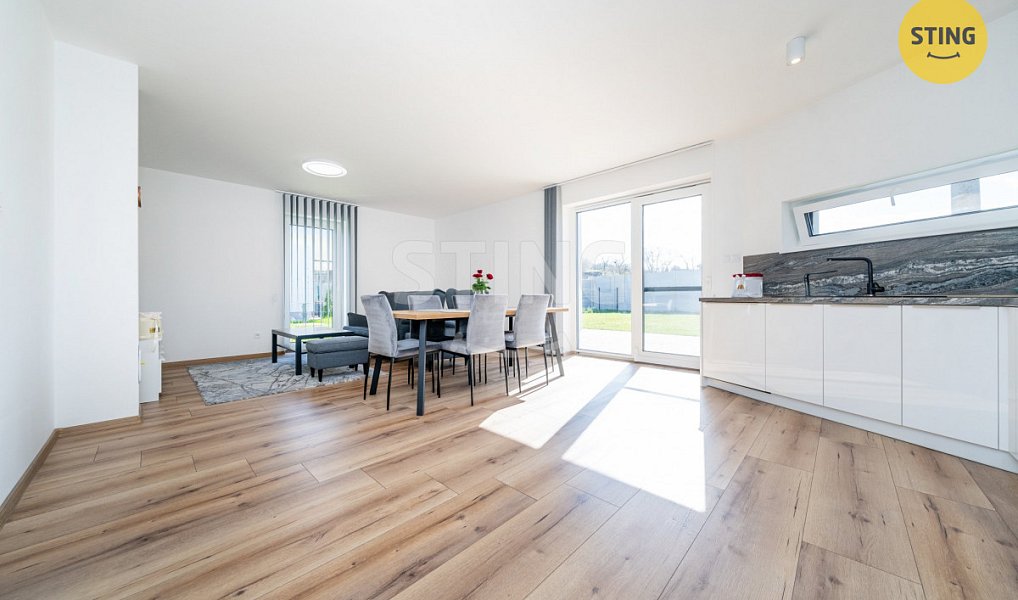 Prodej domu 132 m² s pozemkem 572 m², Hněvošice – náhled fotky 9