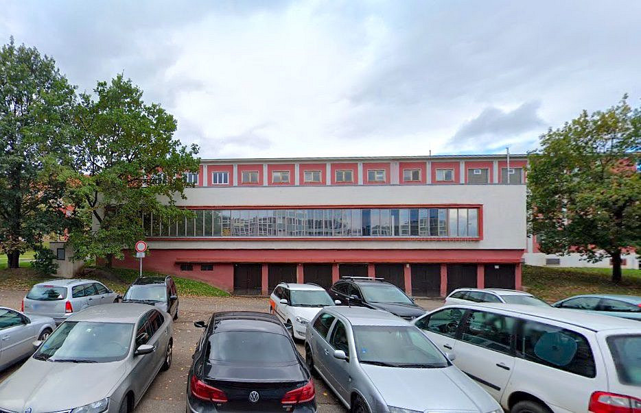 Pronájem skladovacích prostor 361 m²