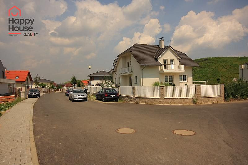 Pronájem domu 285 m² s pozemkem 1 285 m² – fotografie 2