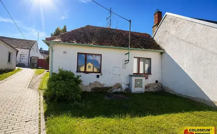 Prodej domu 99 m² s pozemkem 230 m², Želetice, okres Znojmo