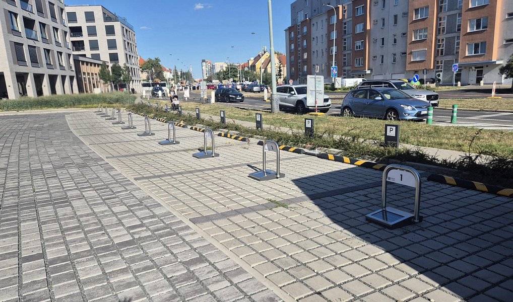 Venkovní Parkovací Stání (Green Port Strašnice), Praha – náhled fotky 2
