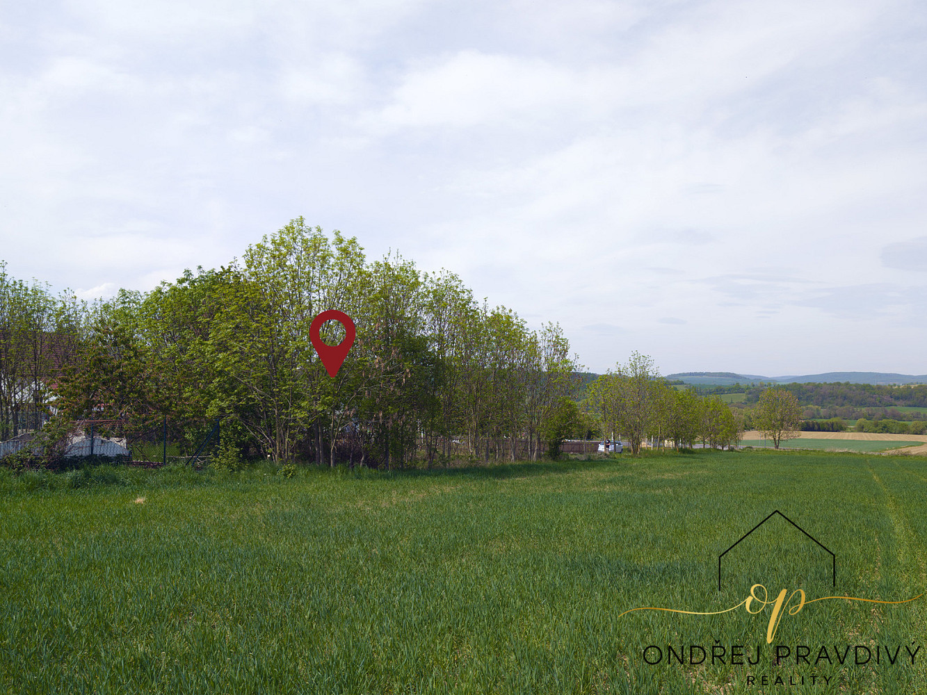 Prodej stavebního pozemku 984 m² – další