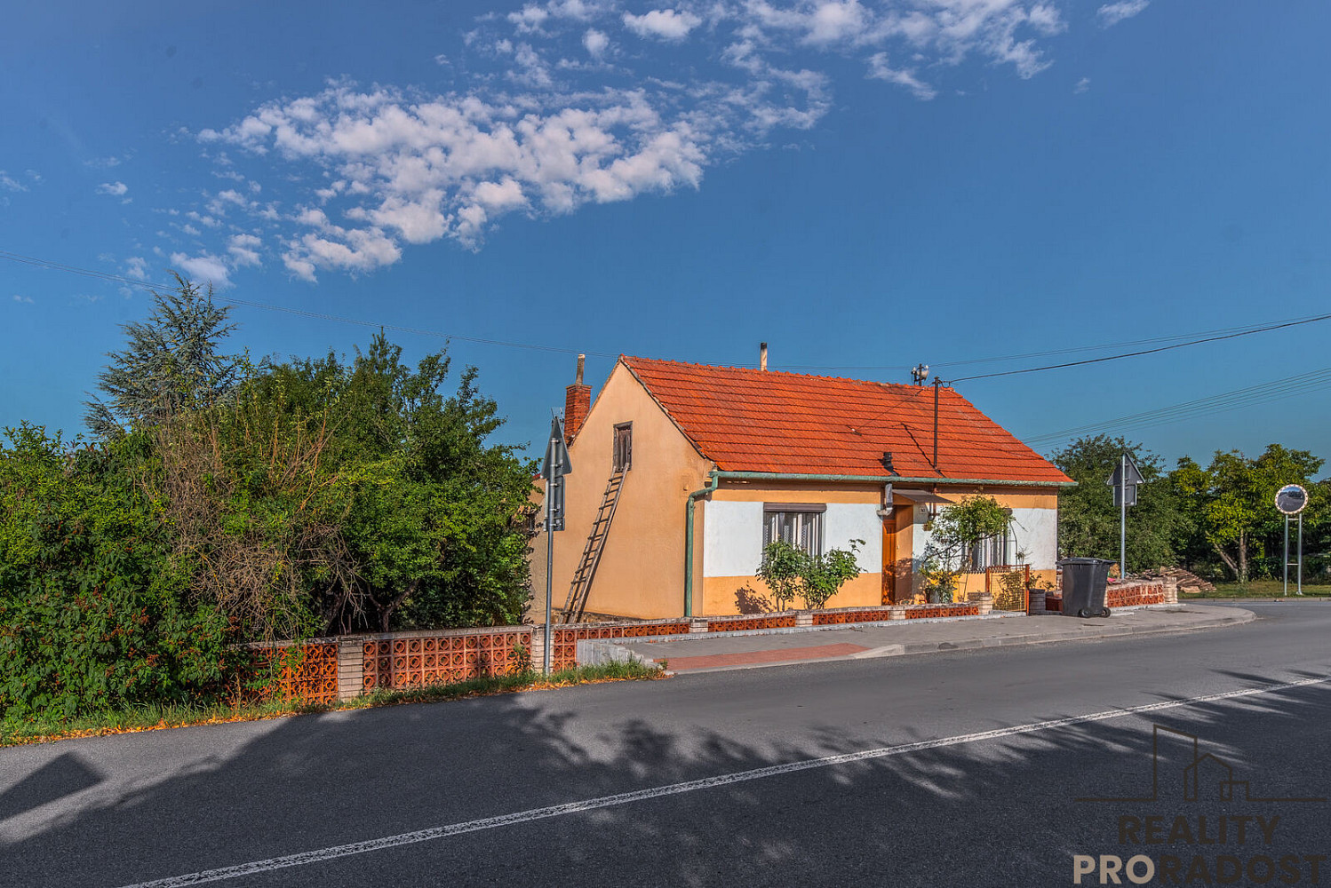 Prodej domu 128 m² s pozemkem 426 m² – fotografie 2