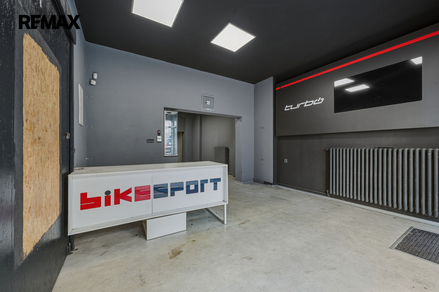 Pronájem obchodních prostor 130 m² – fotografie 5