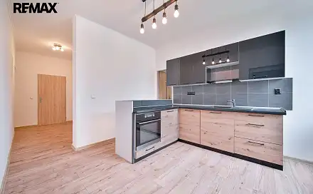Pronájem bytu 1+1 57 m², Slovanská, Aš, okres Cheb