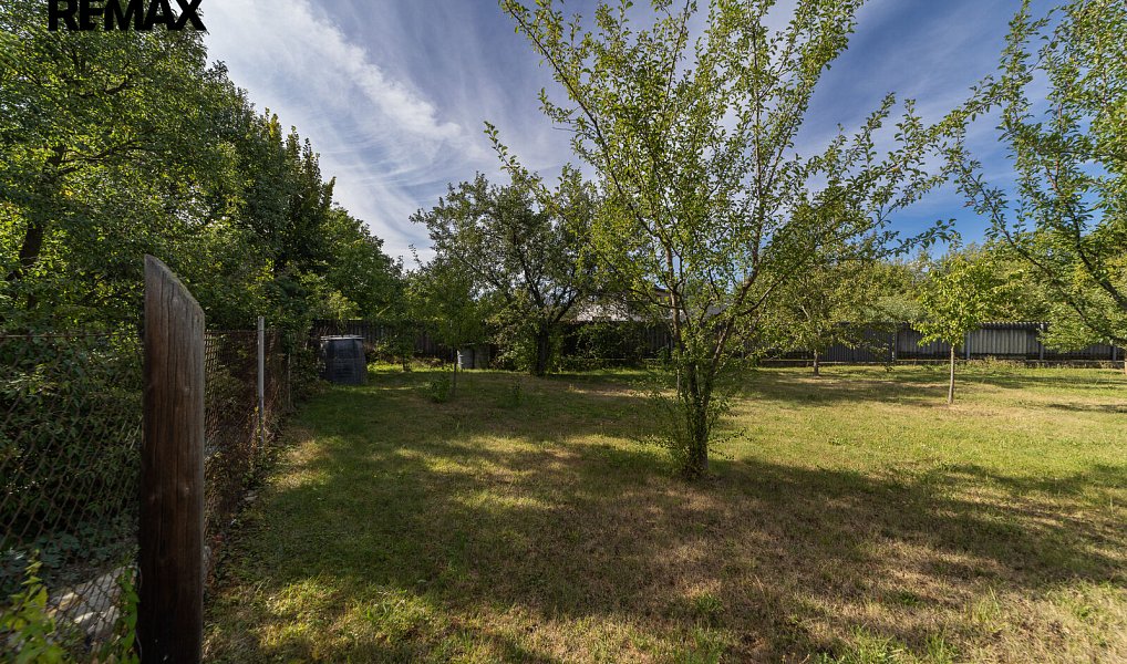 Prodej stavebního pozemku 792 m², Zvole – náhled fotky 6