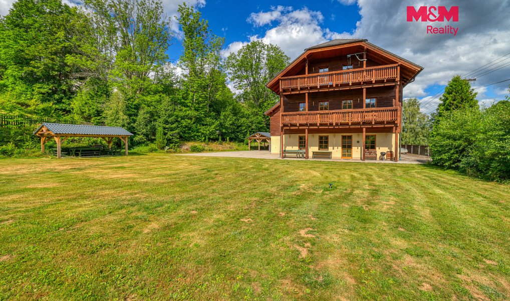 Prodej domu 910 m² s pozemkem 2 881 m², Železná Ruda – náhled fotky 27