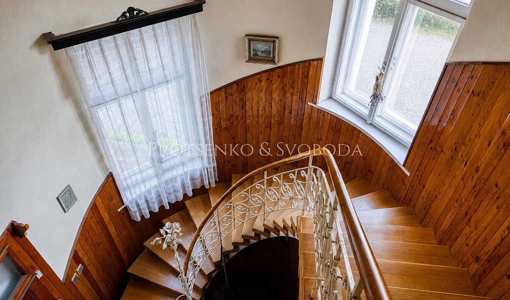 Prodej domu 219 m² s pozemkem 729 m², Hranice – náhled fotky 12