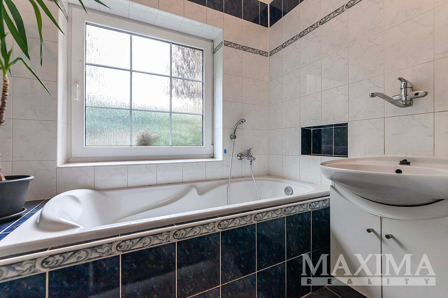 Prodej domu 140 m² s pozemkem 3 096 m² – fotografie 2