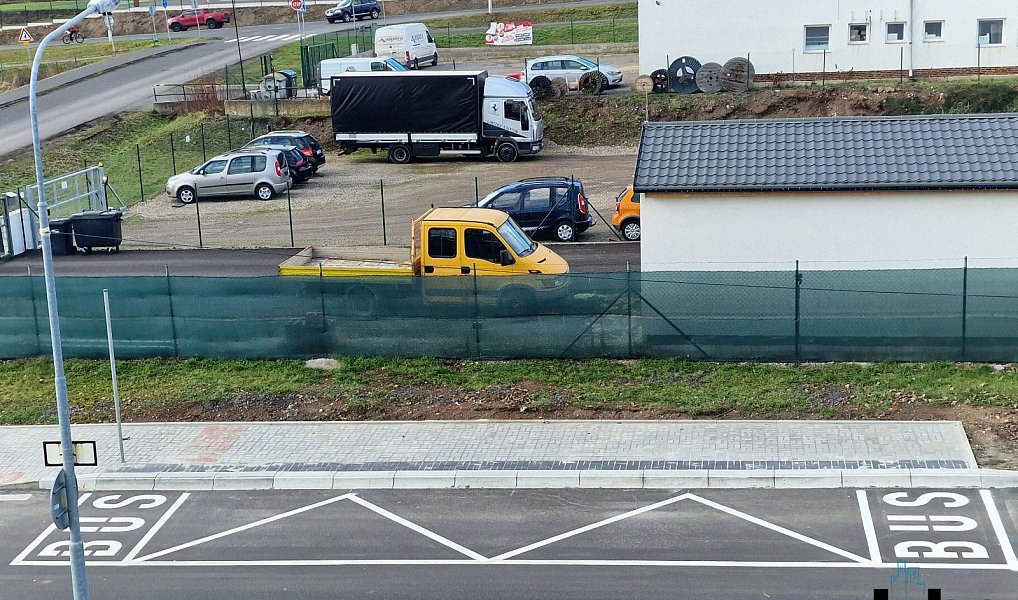 Pronájem parkovacího stání v Mostě, ul. Tyršova, Most – náhled fotky 7