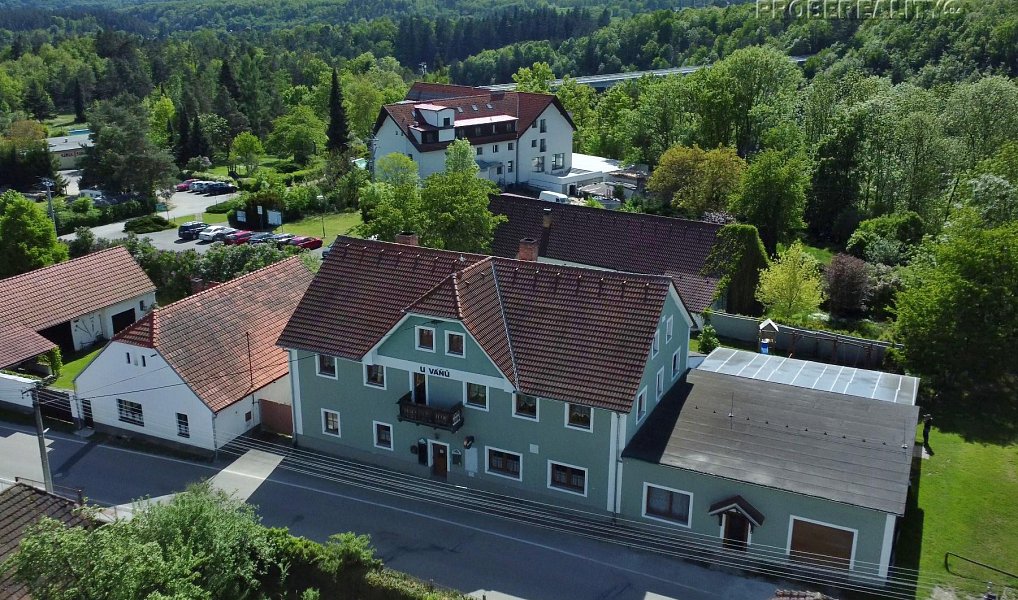 Prodej ubytovacího objektu 780 m², Zvíkovské Podhradí – náhled fotky 4