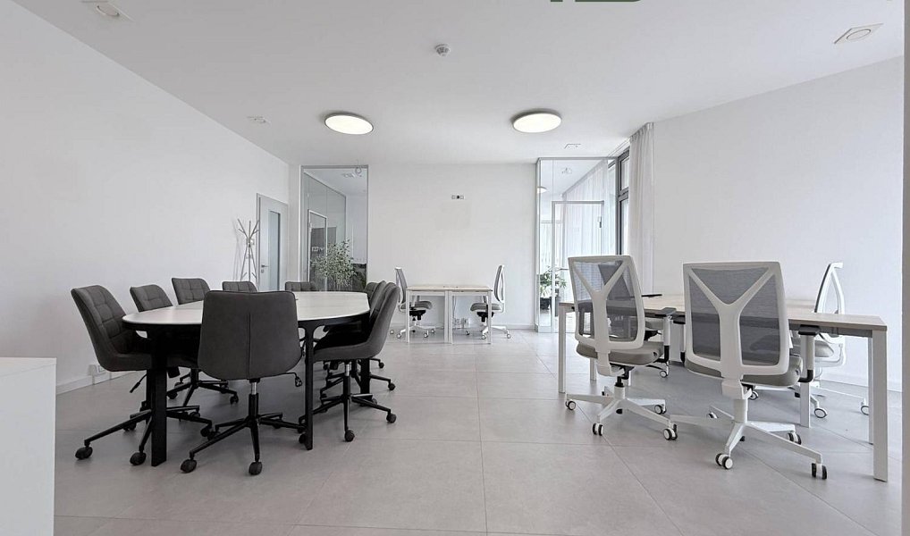 Pronájem kanceláře 122 m², Praha – náhled fotky 7