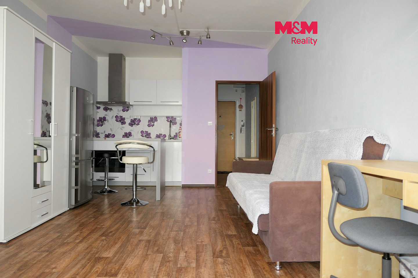 Pronájem bytu 1+kk 35 m²