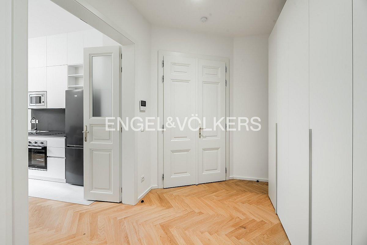 Pronájem bytu 2+kk 49 m² – fotografie 4