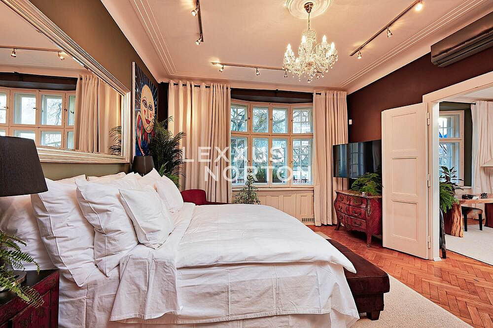 Pronájem bytu 4+kk 187 m² — photo 5