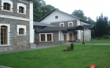 Prodej komerčního objektu (jiného typu) 2 115 m², Široká Niva - Pocheň, okres Bruntál